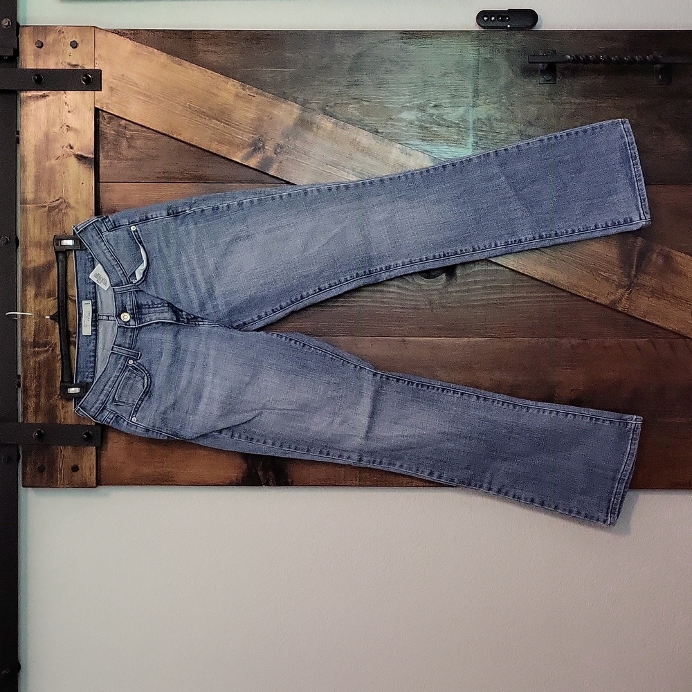 Levi's bootcut jeans